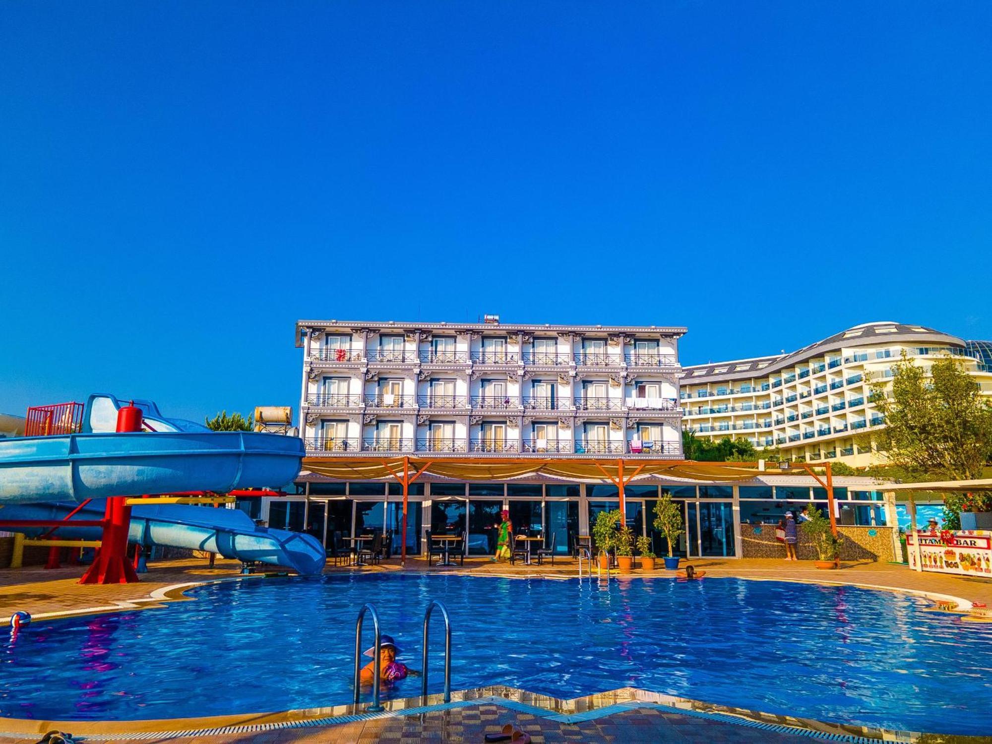 Elysium Elite Hotel & Spa Kızılot Εξωτερικό φωτογραφία