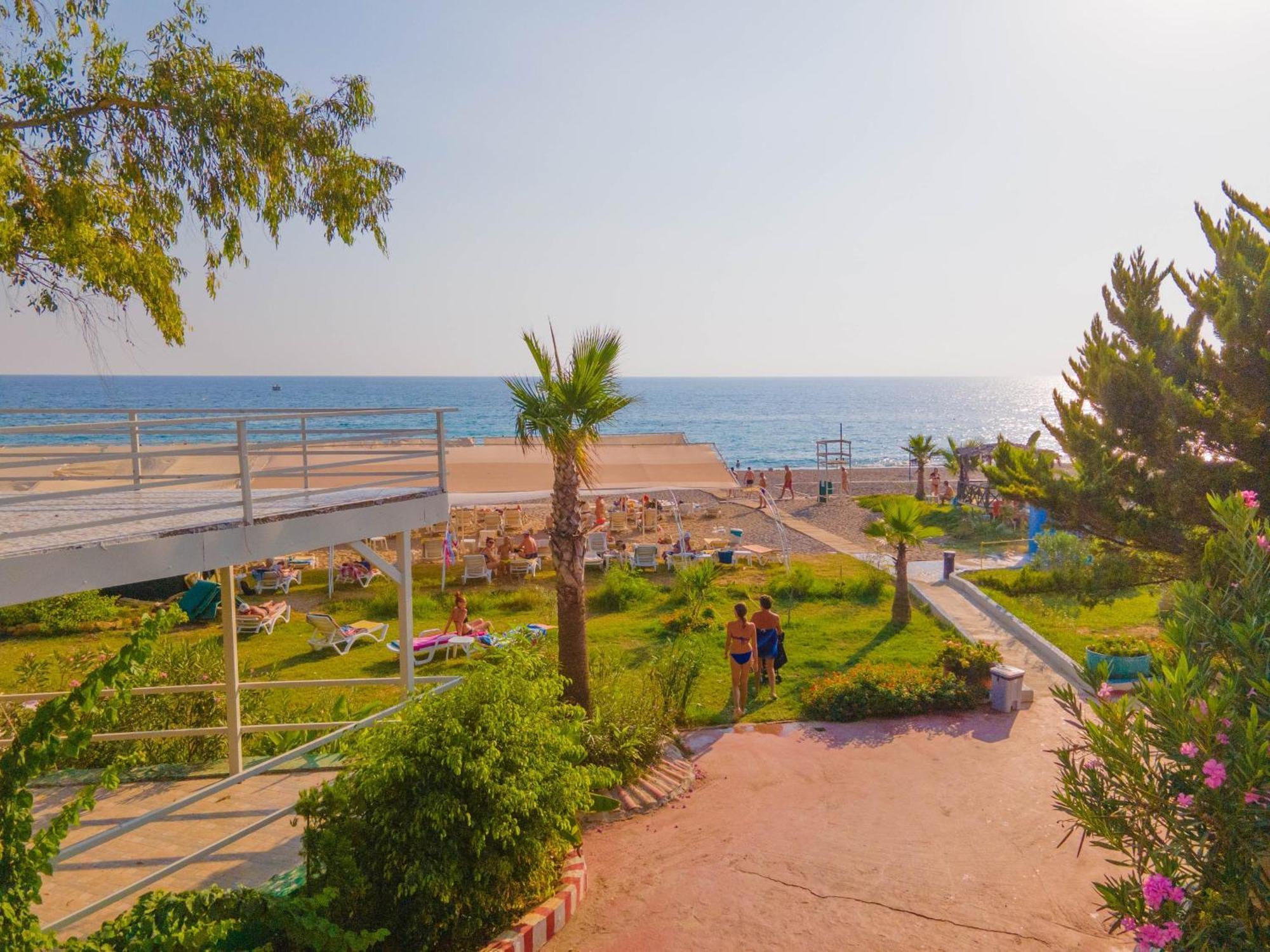 Elysium Elite Hotel & Spa Kızılot Εξωτερικό φωτογραφία