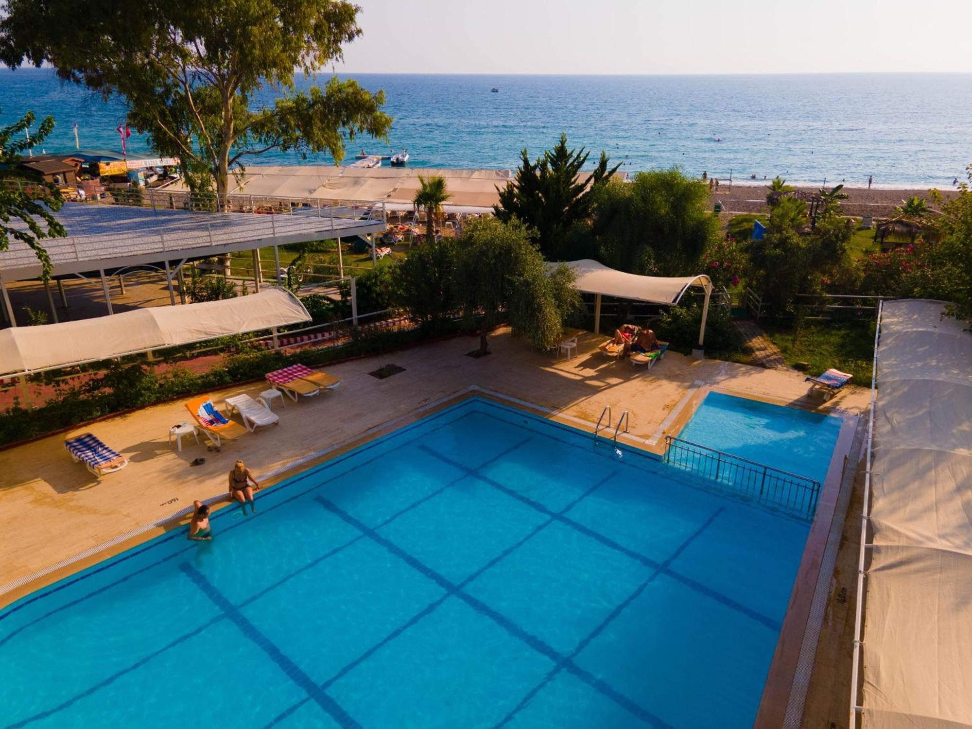 Elysium Elite Hotel & Spa Kızılot Εξωτερικό φωτογραφία